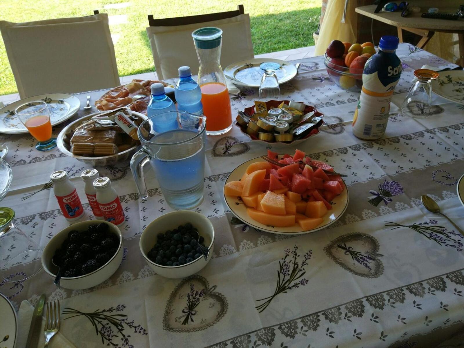 Marinella B&B Cornale Kültér fotó